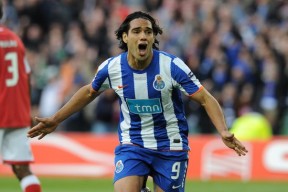 开云官网 -关于转会期波尔图调整名单以备欧联；远射贴柱环节打磨；态度坚定；临场指挥获称赞的信息