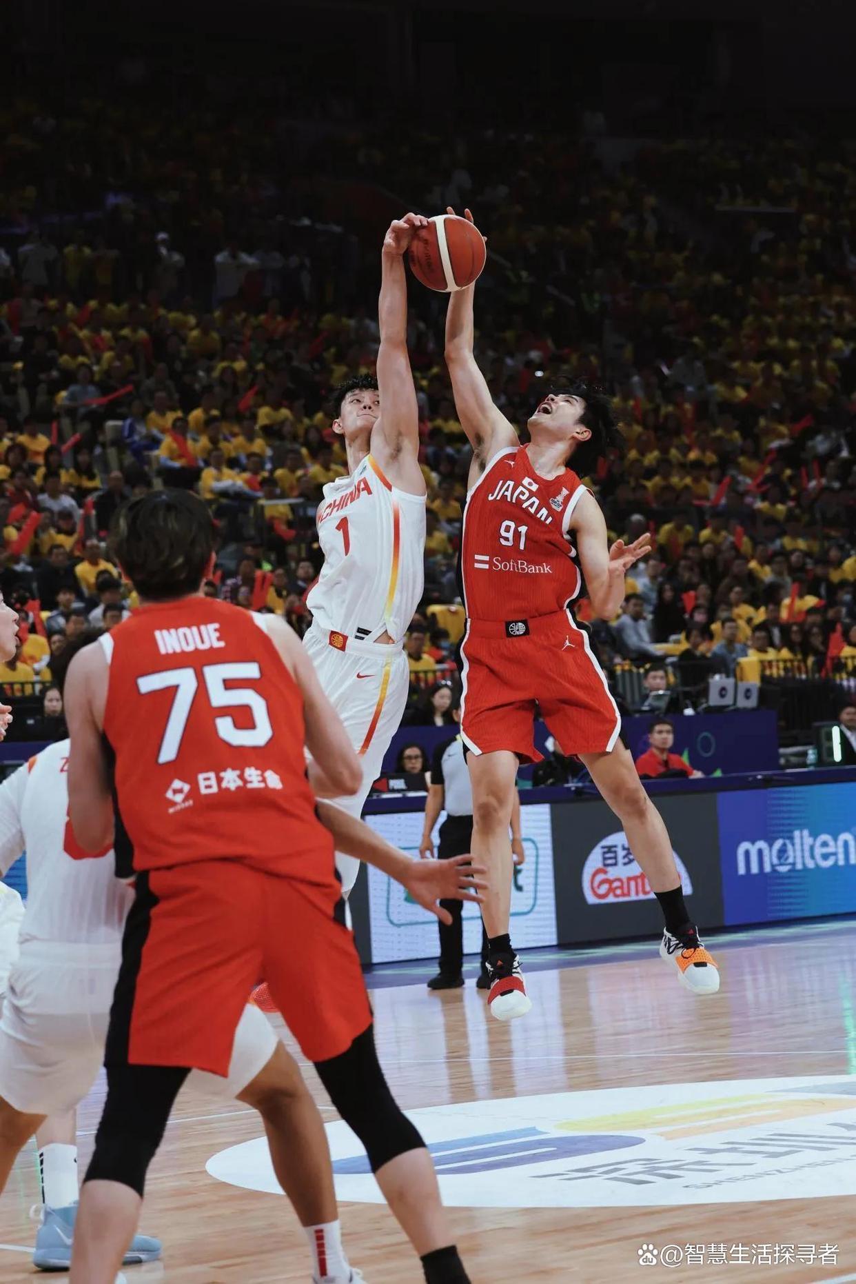 关于集结日突围战来临；深圳男篮围绕CBA季后赛更衣室发声；震撼外界；年轻球员得到机会的信息