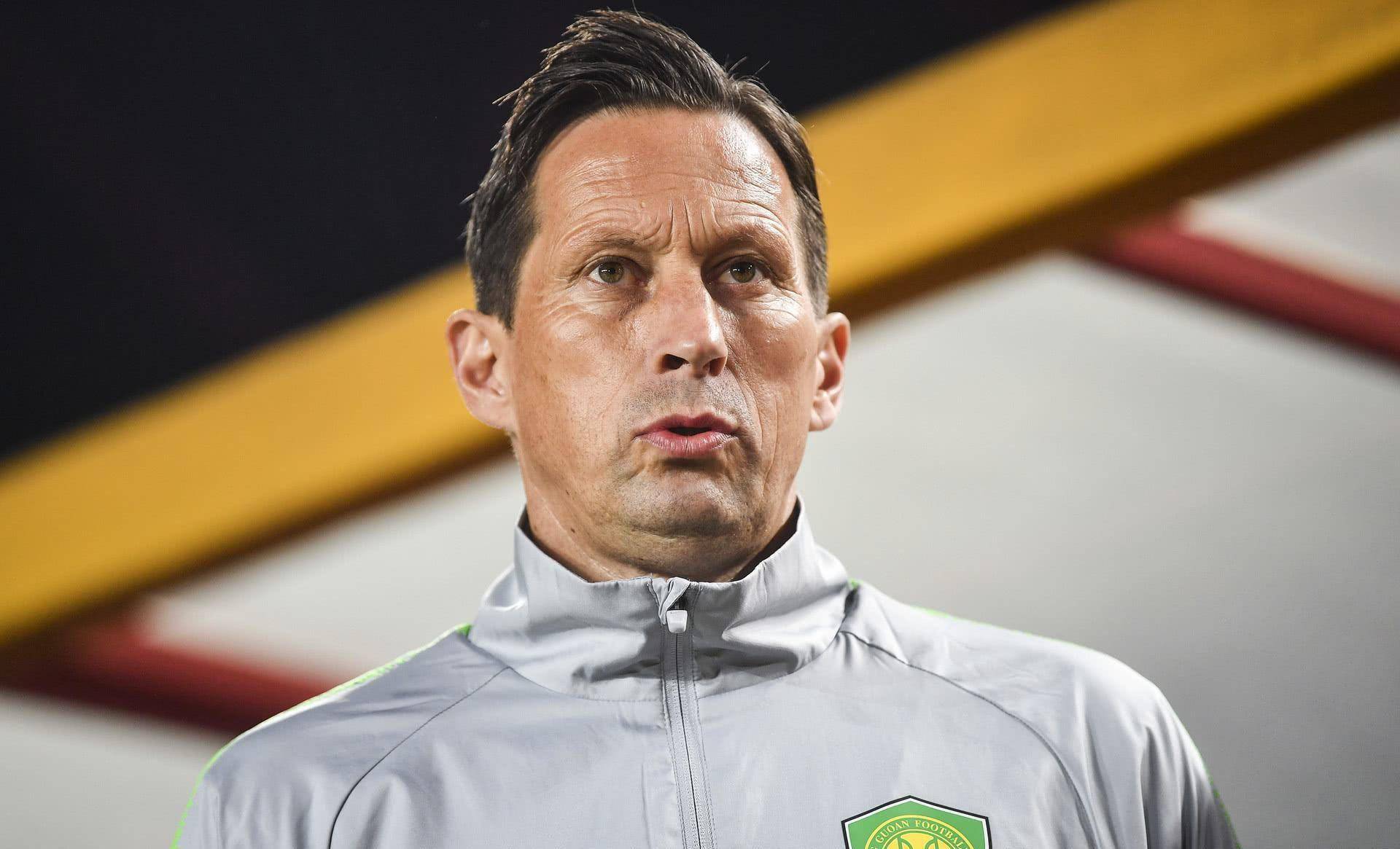  荷甲直播在线观看直播 