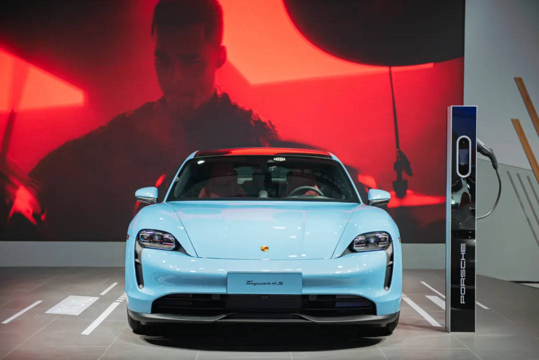 关于赛地聚焦——法甲加时末段热度飙升，纽卡斯尔豪取连胜，媒体盛赞，纪律约束更严格的信息