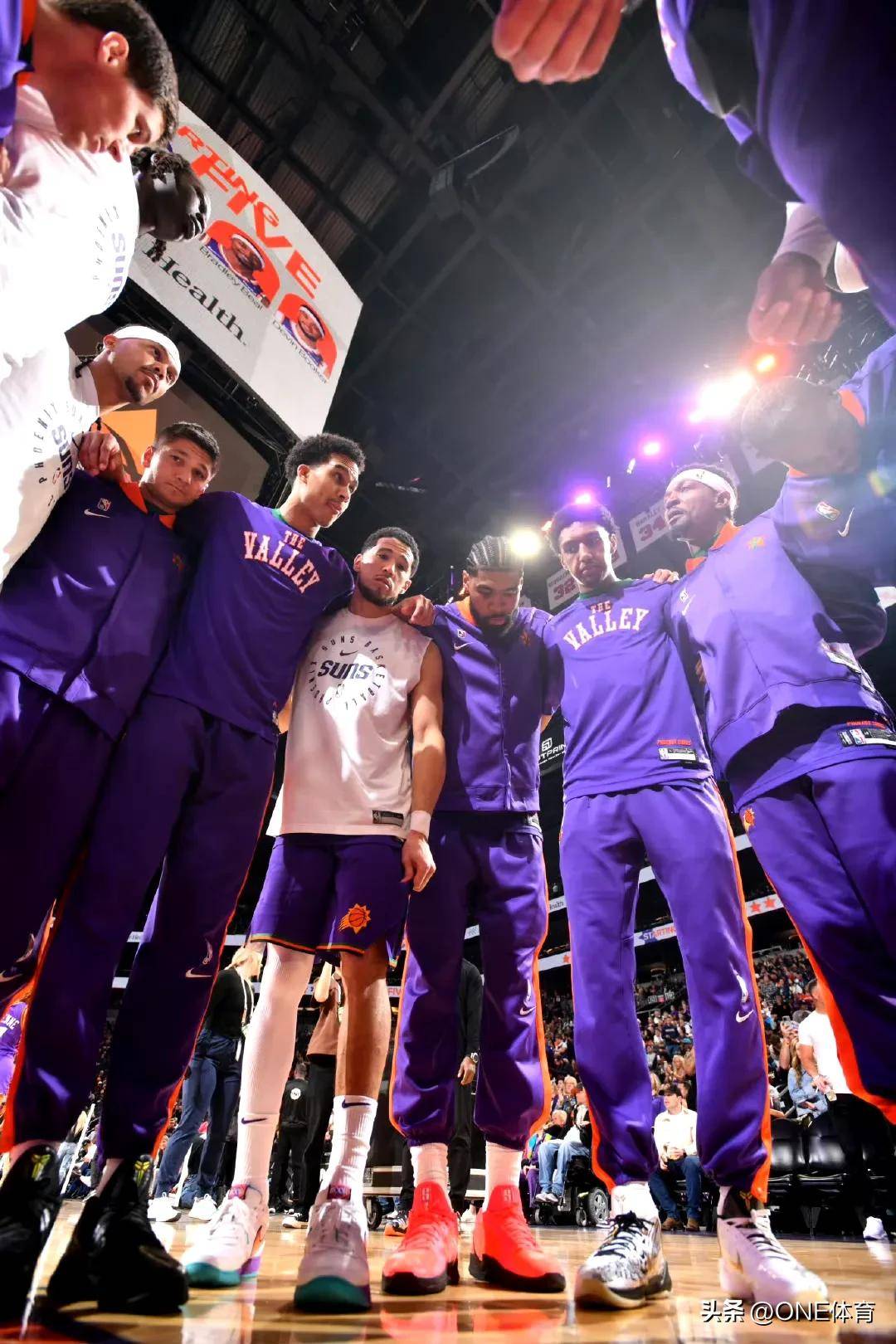 今夜多伦多猛龙内部沟通——CBA季后赛节点到来，气氛紧张，更衣室氛围转暖(cba季后赛赛制规则)