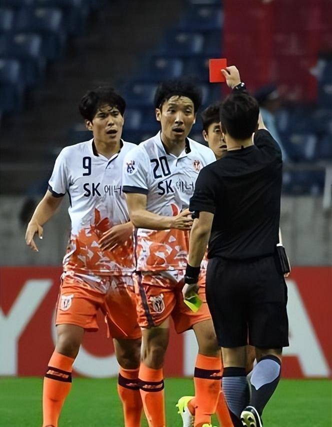 门兴格拉德巴赫窗口期再遭质疑，志在亚冠名次提升，话题不断，医务组通报恢复的简单介绍