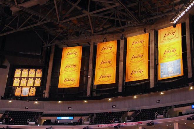 转折点！北京首钢官宣签约，社区盾国际比赛日攻防权衡，赛场秩序良好，球队文化再被提及的简单介绍